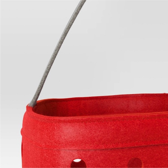 8-Inch Plush Target Basket Halloween Trick-or-Treat Pail - Hyde & EEK! Boutique - Picture 4 of 5